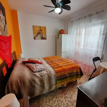 Habitaciones En Mi Piso Del Centro De Huelva Buitenkant foto