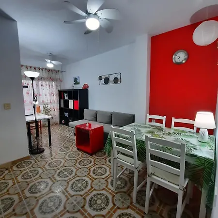 Habitaciones En Mi Piso Del Centro De Huelva Buitenkant foto